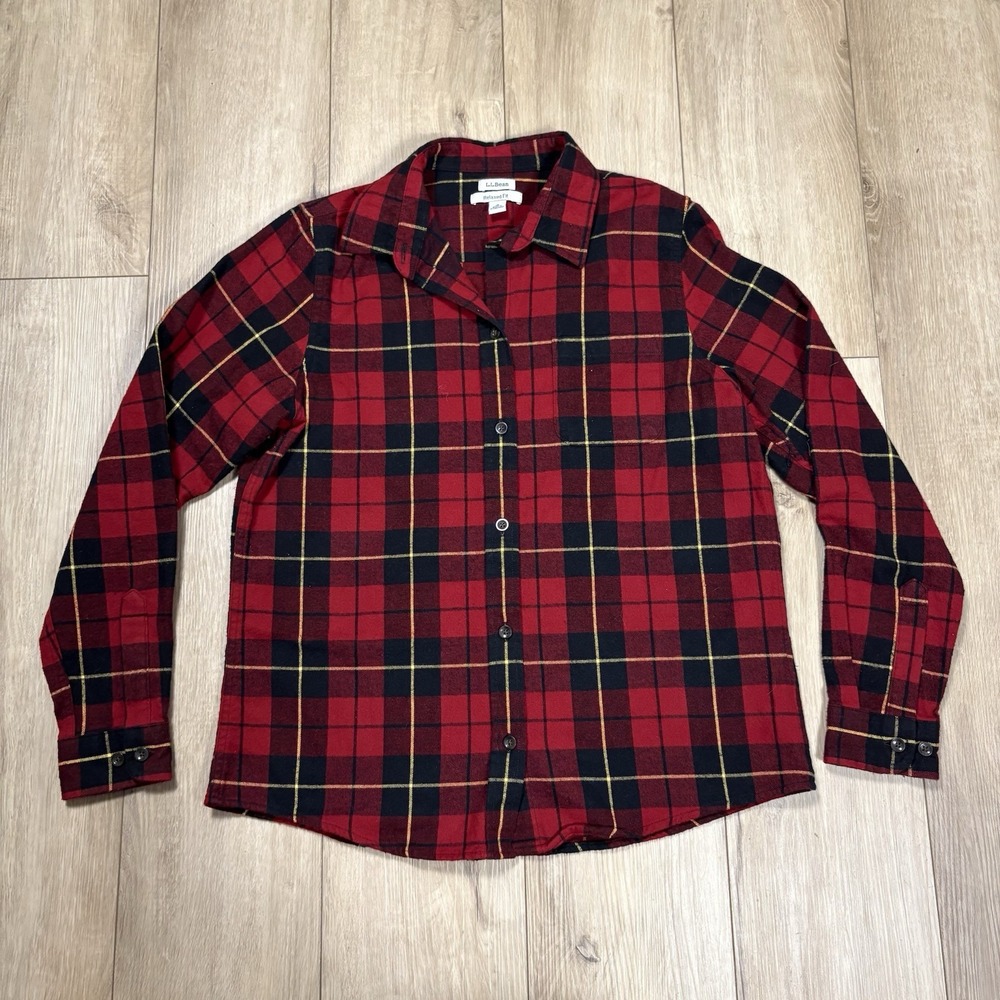 LL Bean Women's Scotch Red Plaid Flannel Shirt Small Relaxed Fitβ Button